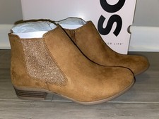 NEW SO Girls Youth Size 5 Cashew Ankle Booties Boots Suede Cognac Brown