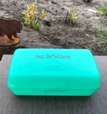 TUPPERWARE SUB HOAGIE RECTANGLE SANDWICH KEEPER - TEAL GREEN