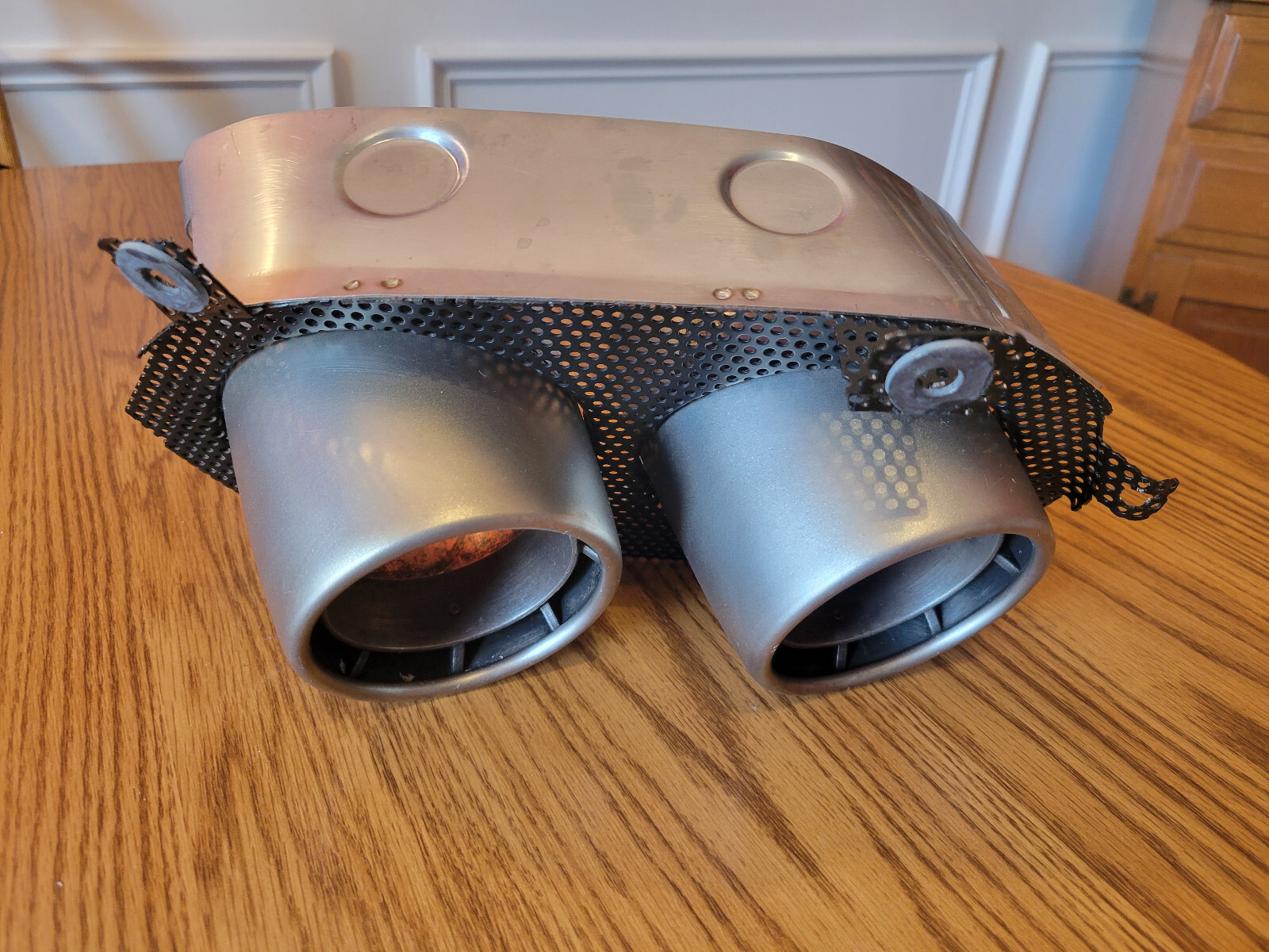 GENUINE FERRARI CALIFORNIA EXHAUST TIP OEM - LEFT SIDE