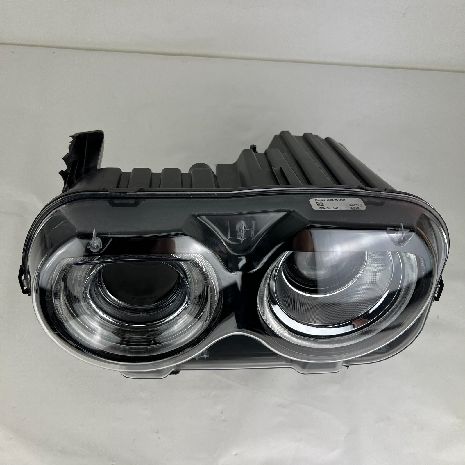OEM 2015 - 2018 Dodge Challenger SRT Hellcat Left HID Xenon  