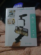 Smartphone Video Vlog Kit LED Fill Light Tripod Microphone Comtroller