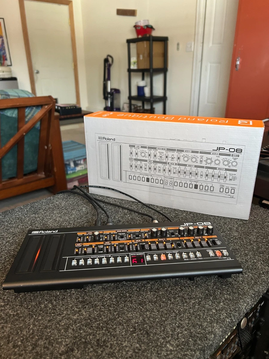 Preços baixos em Roland Jupiter 8 sintetizadores de áudio