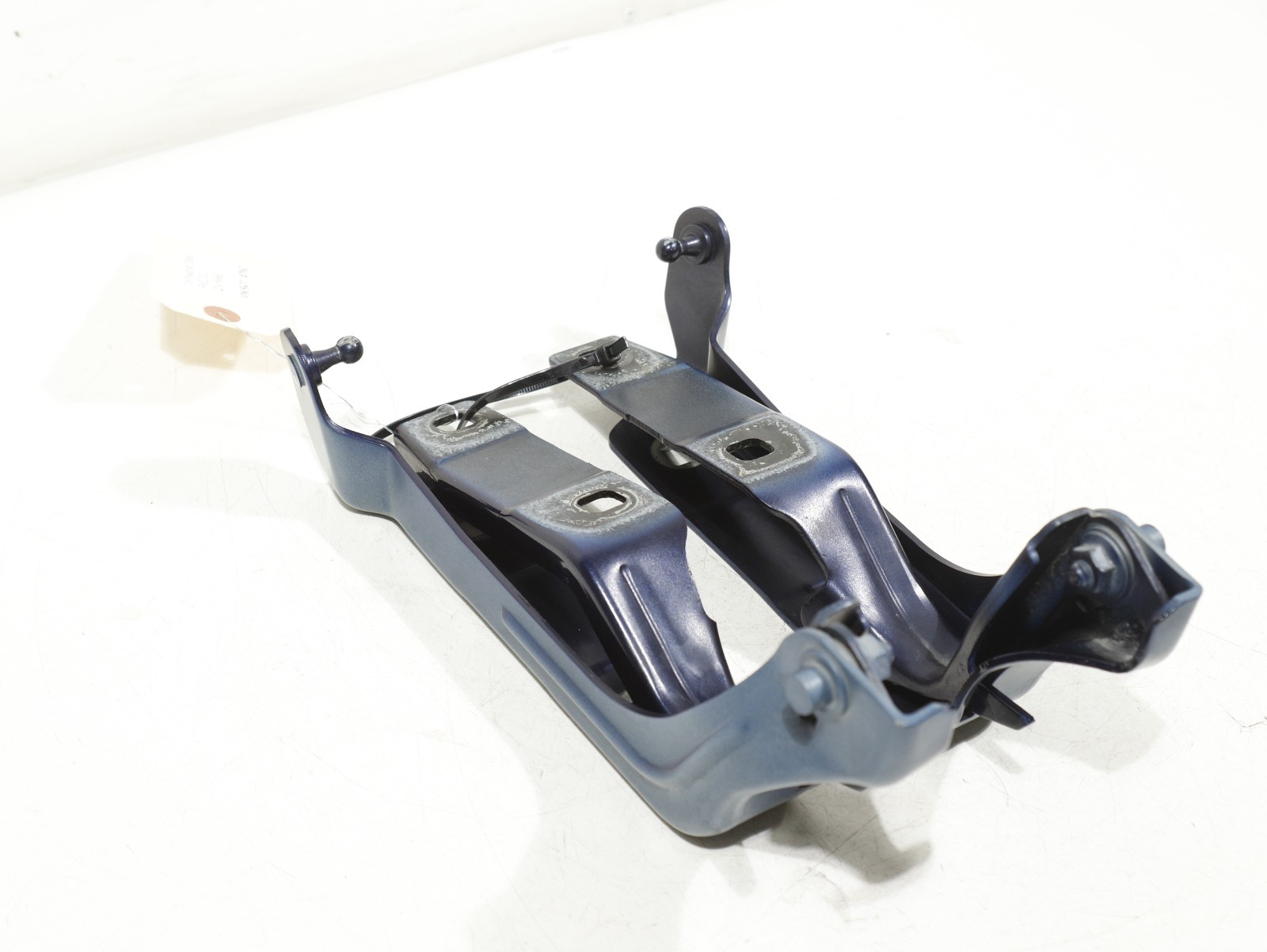 Maserati Ghibli 2014-2020 Front Right Hood hinge