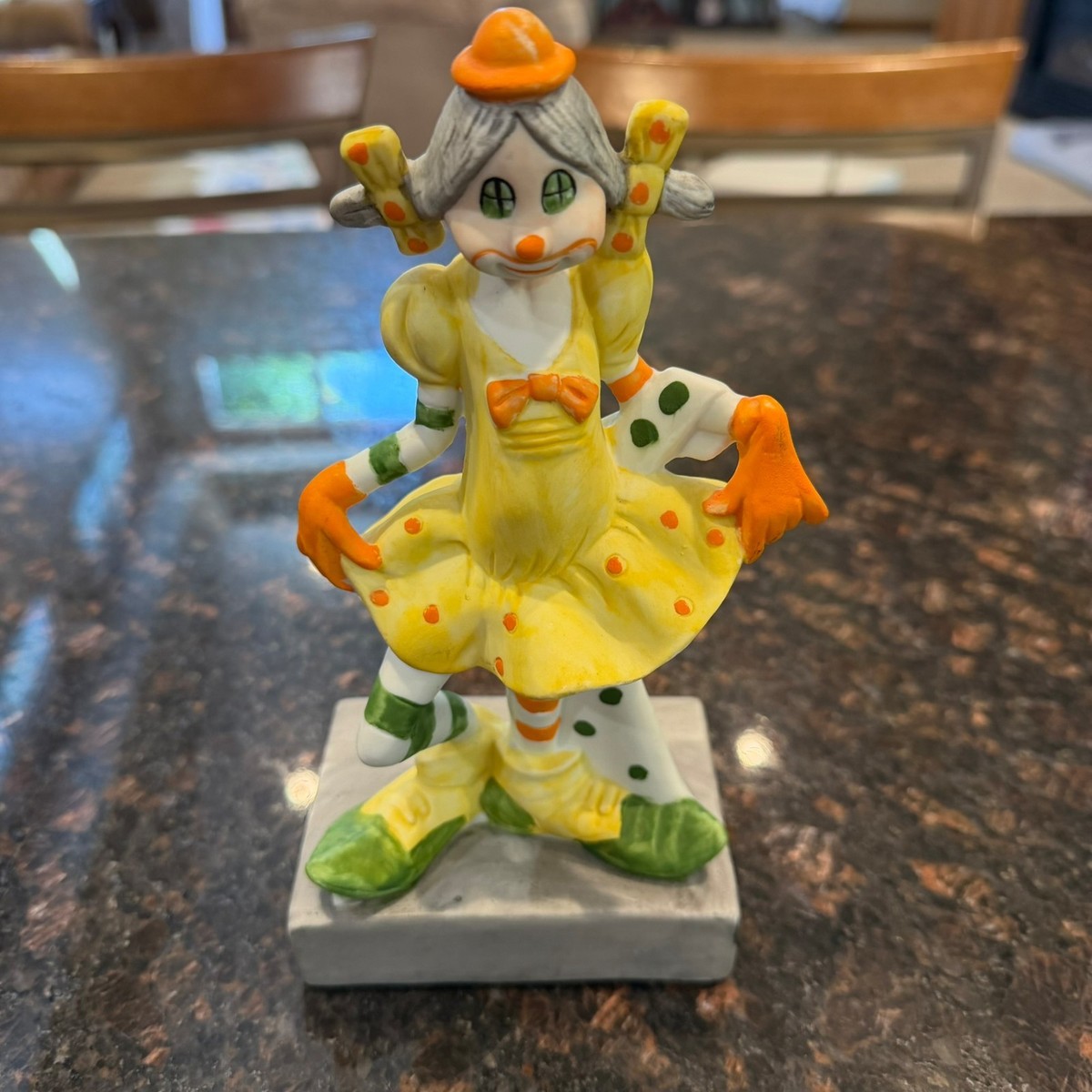 Vintage Ceramic Circus Girl Clown By Mann MCML XXX 8