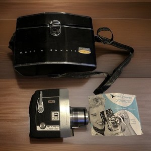 Caméra Vintage Bell And Howell – 8mm – Argentée – Avec Sacoche D'Origine