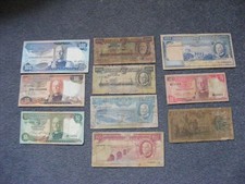 B528 Angola Banknotes Lot of 10 circulated as pictures