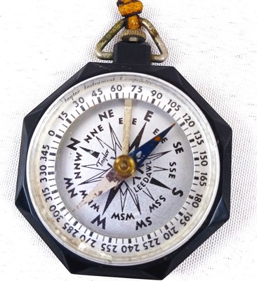 Vintage Girl Scouts Bakelite Taylor Compass  Mid Century Girl Guides 1930-1950