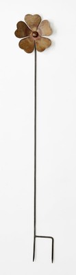 38'' Iron 5.5'' Daisy Flower Yard Stake, Brown