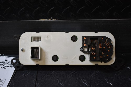 2008 Dodge Ram 1500 Manual Temperature Control Panel HAC 55057079AB - Picture 2 of 3