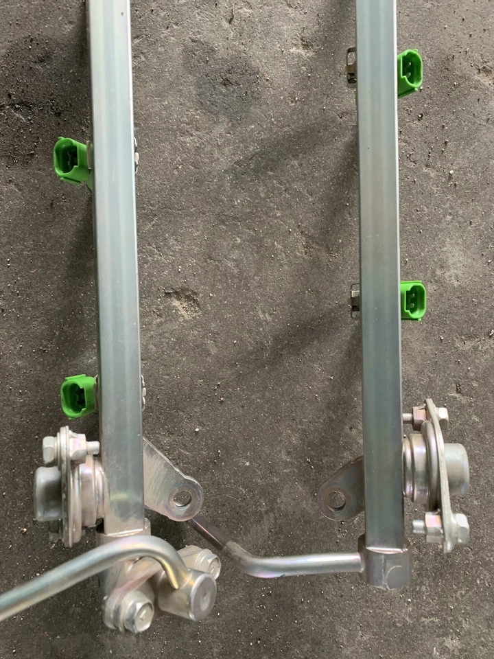 Conjunto de riel de combustible Infiniti M35 Q50 07-19 con inyectores 17521-JK20C 16600-JK20A Foto 2 de 4