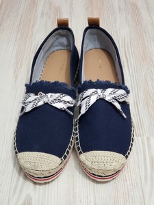 tommy hilfiger cactus slip on