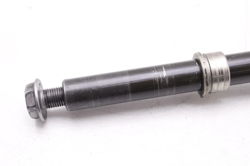 07 YAMAHA YZF R6 OEM LLANTA DELANTERA EJE PIVOTE PERNO 2C0-25181-00-00 R11.BX13 Foto 3 de 4