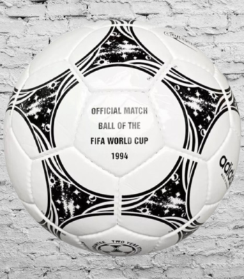 Adidas Questra Offical World Cup 1994 Soccer Match Ball/ Football