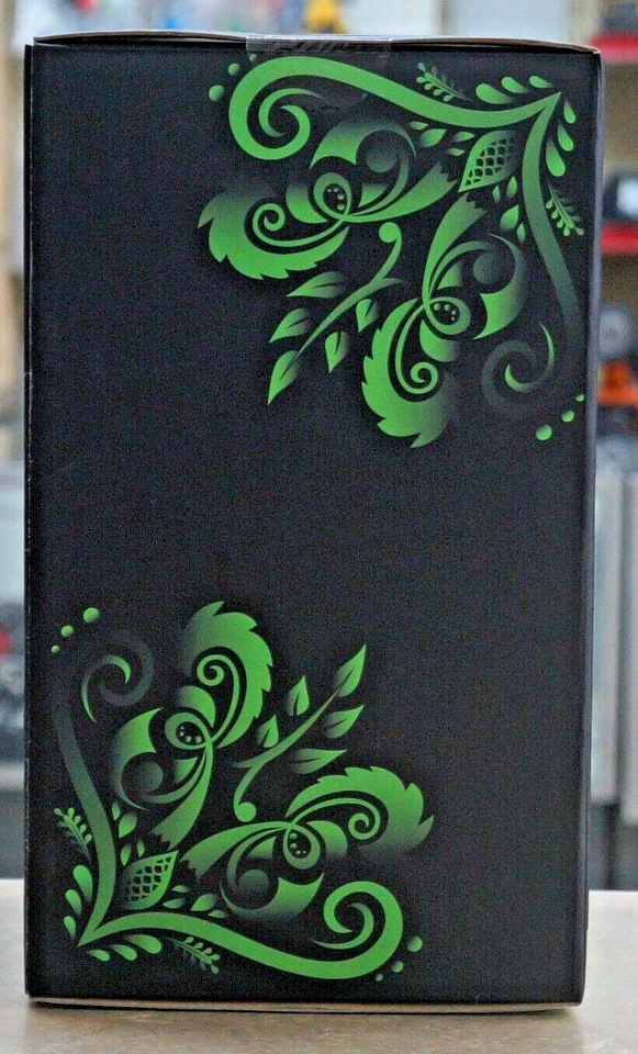 Figura PVC Kotobukiya ArtFX+ DC Comics Gotham City Sirens Poison Ivy escala 1/10 Foto 3 de 4