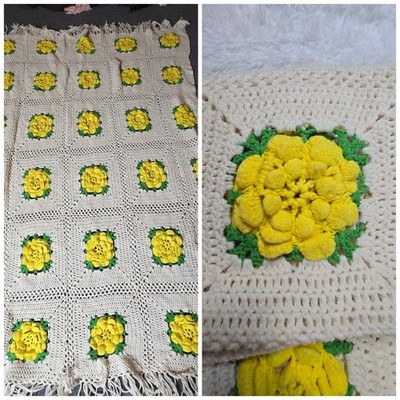 Handmade 3D Beige Daisy Flowers Crochet Cottagecore Afghan Blanket 52x76''
