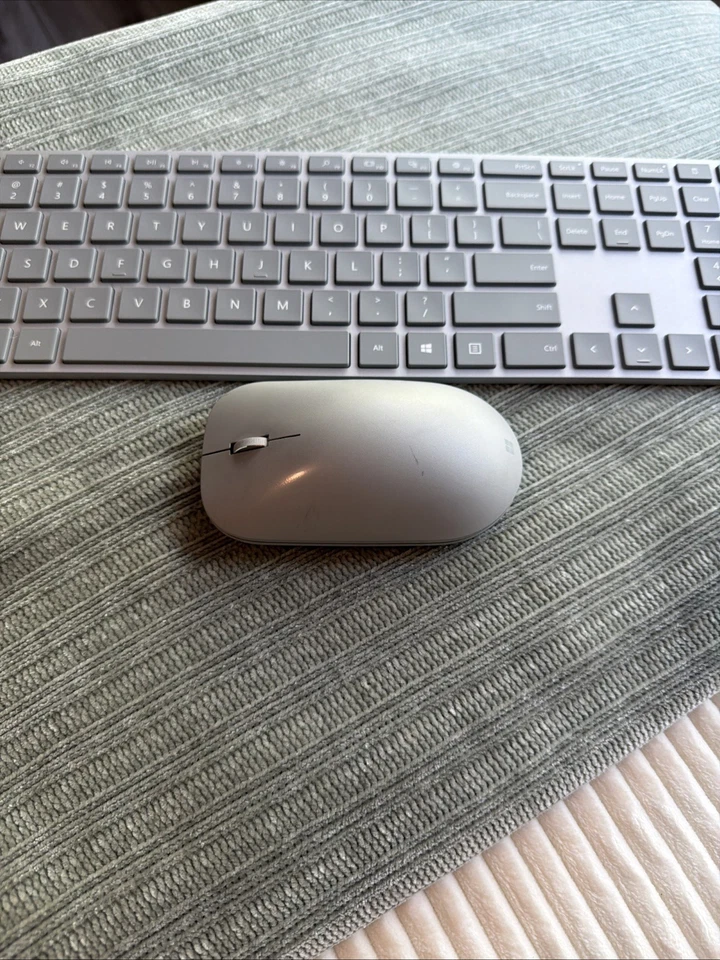 Microsoft Surface Bluetooth Keyboard And Mouse Microsoft Good - Image 3 of 4