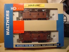 Walthers Gold Line Scala HO AT&SF Confezione da 2 Cooses in stile legno serie 1300. OB