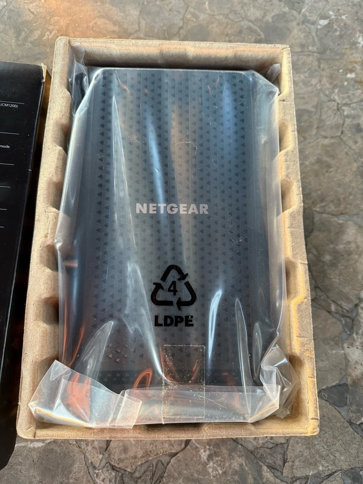 NETGEAR Nighthawk CM1200-100NAS DOCSIS 3.1 Cable Modem NEW - Image 4 of 4