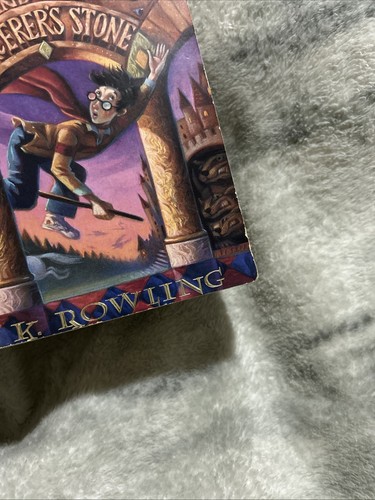 Harry Potter and The Sorcerer's Stone - Paperback - TRUE 1st Printing - Picture 7 of 17
