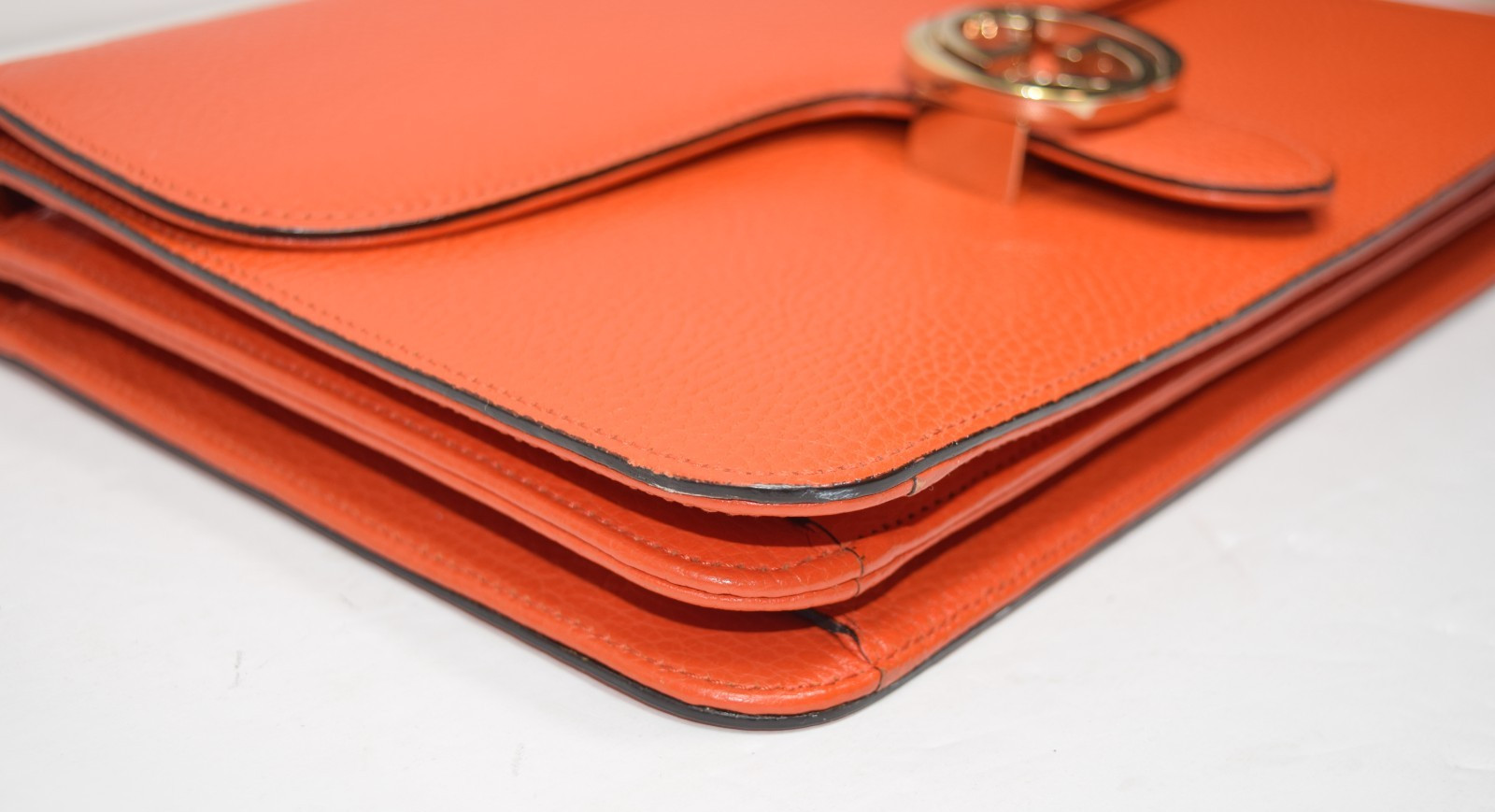 Gucci Leather Interlocking G Medium Shoulder Bag … - image 6