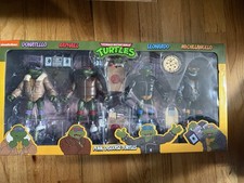 NECA Teenage Mutant Ninja Turtles Punk Disguise Turtles New