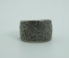 Silpada Sterling Silver Ring with Floral Etch...