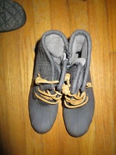 Girls Youth Sperry Saltwater Gray Boots Size 6 Very Good Condition