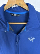 Arc’teryx Kyanite Vest Men’s Medium Dark Royal Blue Full Zip Insulated EUC