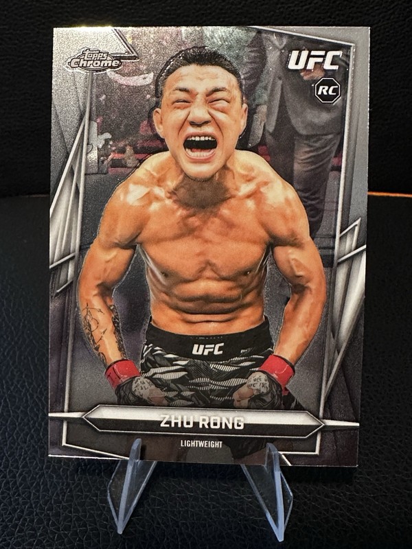 Zhu Rong 2026 Topps Chrome UFC #172 MMA Zhu Rong Rookie Trading Card