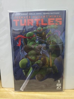 IDW TEENAGE MUTANT NINJA TURTLES #1 SIGNED BY MITSUHIRO ARITA RARE. NM. FREE SH 