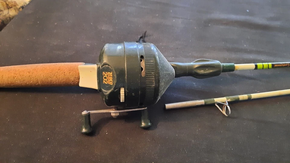 Carrete y Contennial Nº Vintageczebco 202 Varilla 4020 Foto 2 de 4