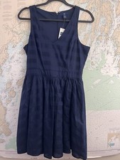 NWT! GAP Navy Blue Striped Sleeveless Fit & Flare Dress V Neck w/ Pockets Size 4