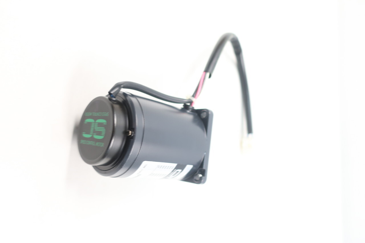 Oriental Motor US206-402E Motor W/ Speed Control Unit 1450rpm 220/230v-ac