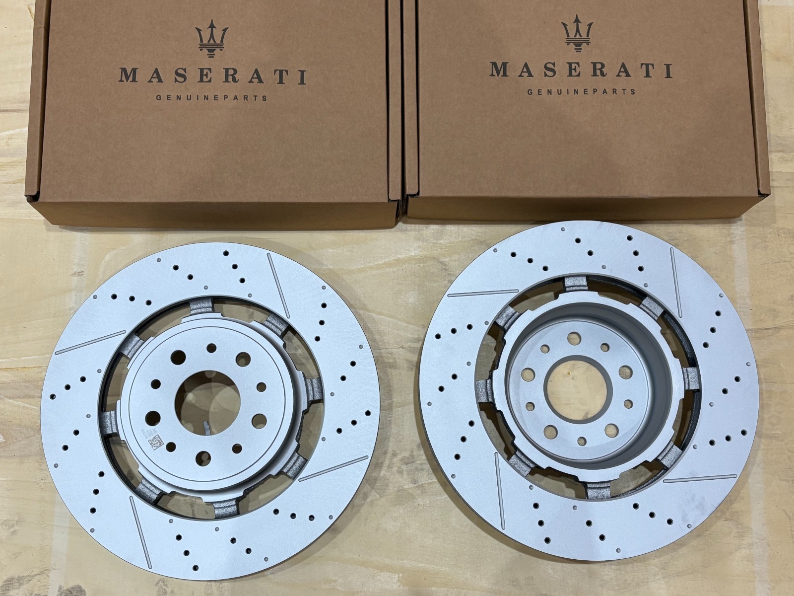 OEM 2008-2020 Maserati GranTurismo Gran Turismo Gt front rear brake pads rotors