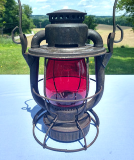 CRR of New Jersey Central Railroad Vintage Dietz Vesta Railway Lantern CNJ Globe