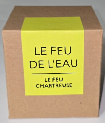 LE FEU DE L'EAU SEALED 13 oz CEDAR FRANKINSCENSE SCENTED CANDLE 368g WAX LUXURY