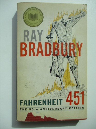 FAHRENHEIT 451 Ray Bradbury 50th Anniversary Editn PB Classic Sci-Fi CENSORSHIP