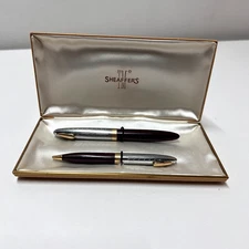 Sheaffer's TM Burgundy Vintage Fountain Pen & Pencil Pair In Case 14K