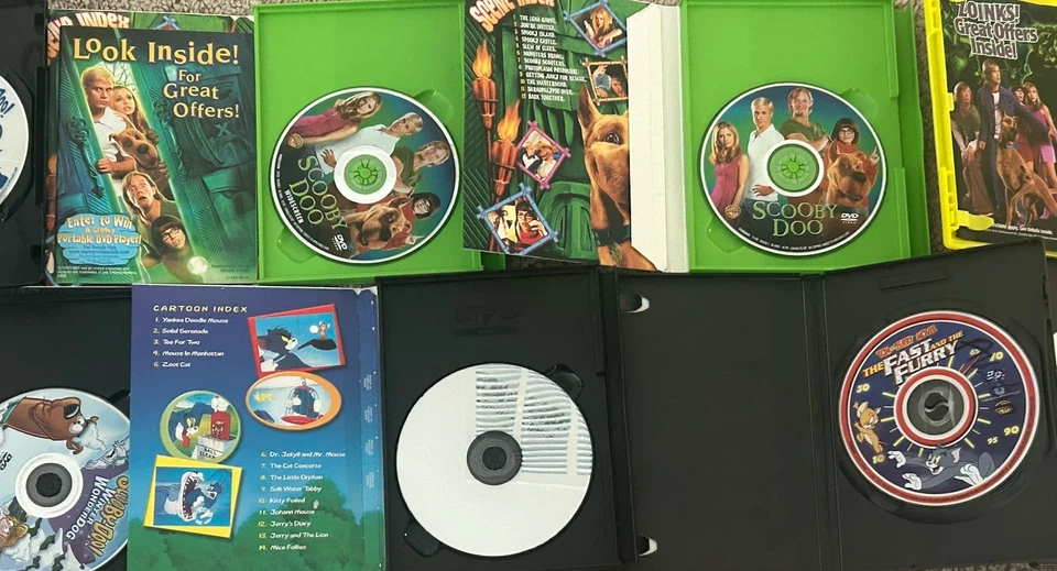 10 DVD & Bluray Lot - Scooby-Doo, Tom And Jerry, Yogi Bear - Cartoons - Classics - Image 4 of 4