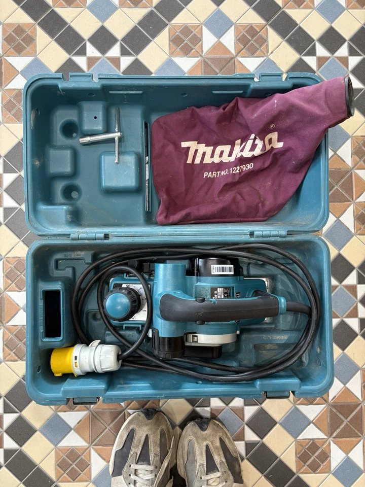 Makita KP0810 Planer 110v - Image 3 of 4