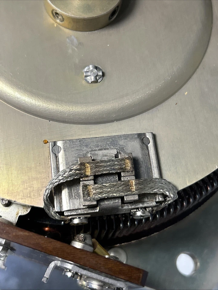 Radio General Tipo M20 Variac, 120v-20 Amperios, 350 Ciclos Mín. Nuevo, con esferas. Foto 3 de 4