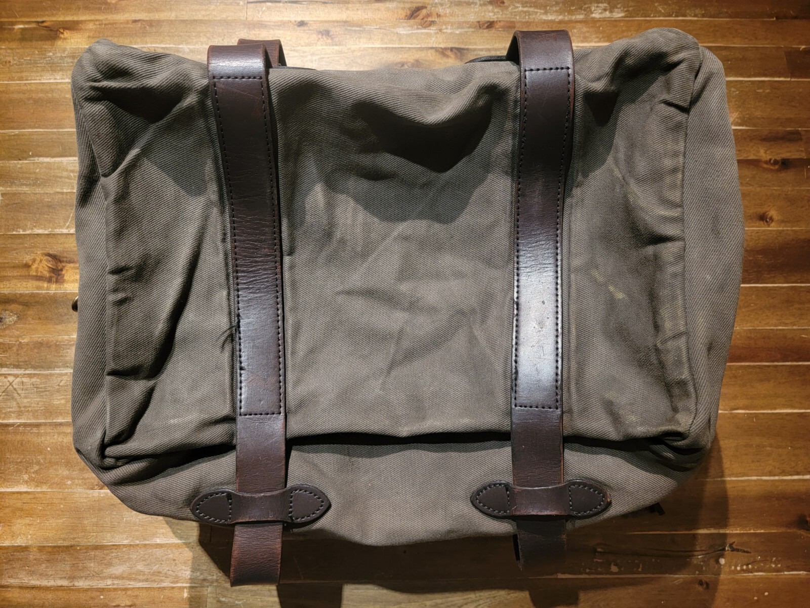 Filson Extra Large Rugged Twill Outfitter Bag Otter… Gem