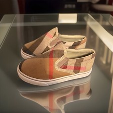 Burberry Slipper/Sneaker Gr. 27 Jungen 