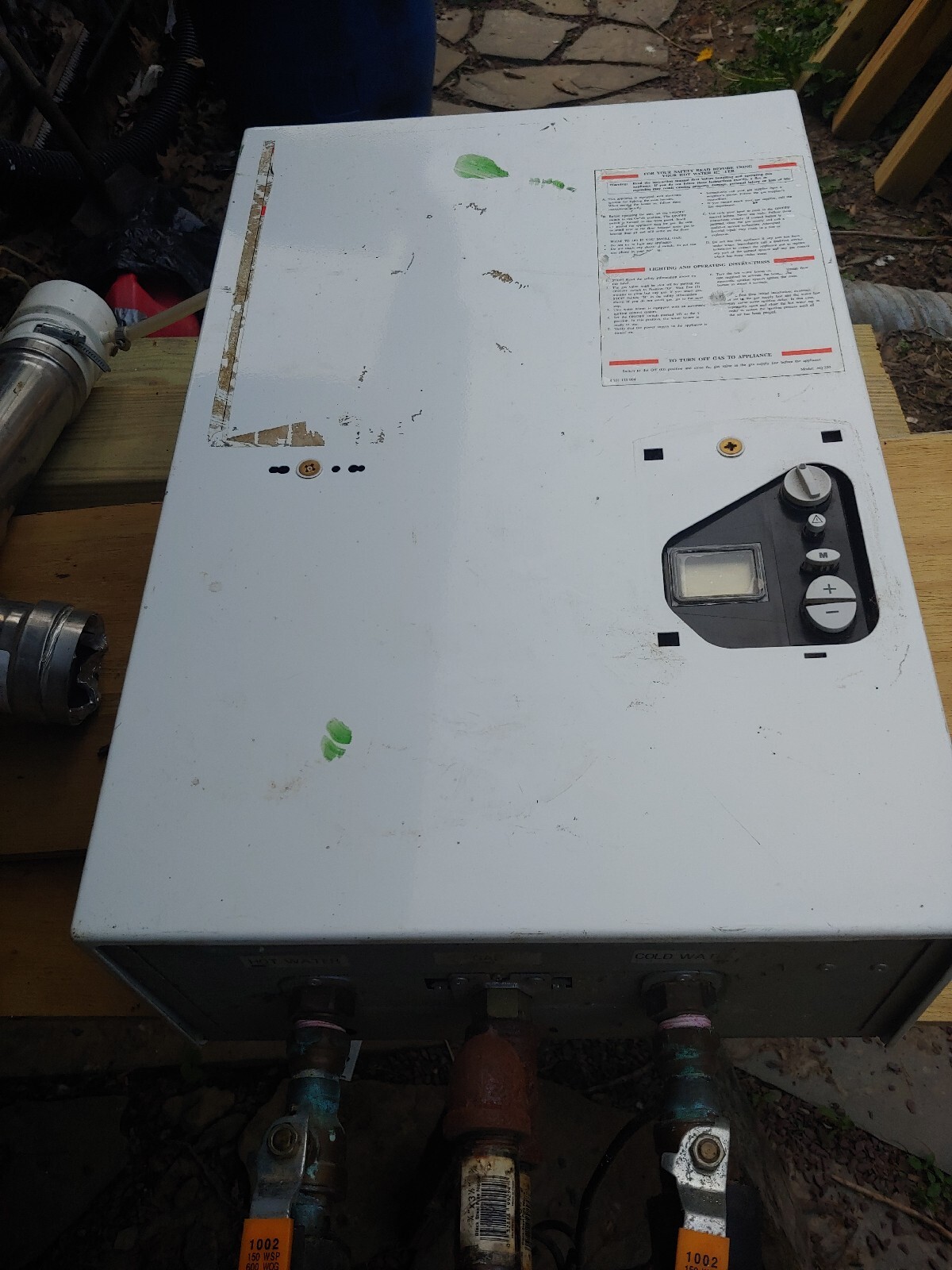 Bosch Tankless Hot Water Heater 250 sx ng On Demand natural gas 4 gpm | eBay