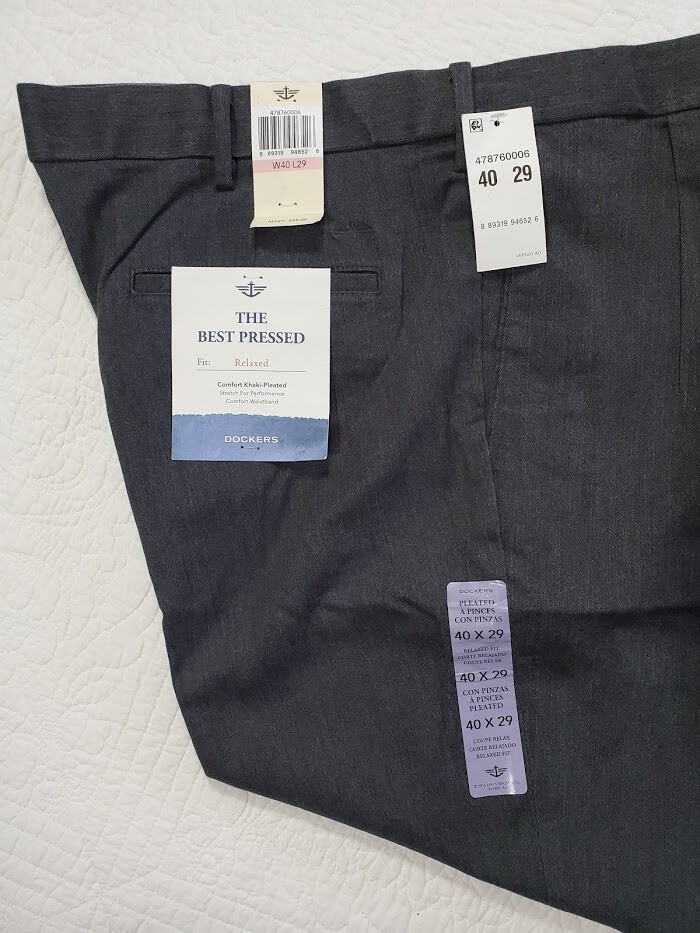 NEW Dockers Best Pressed Comfort Relaxed Fit D4 Pleated w Stretch