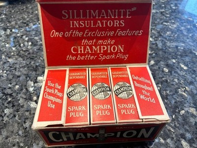 Schachtel mit 10 New Old Stock Champion Zündkerzen - jede Stecker ist Wachsversiegelt in Box