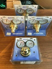 ONE (1) NEW Techniweld Blue Star Medium Duty Regulator - Acetylene CGA510