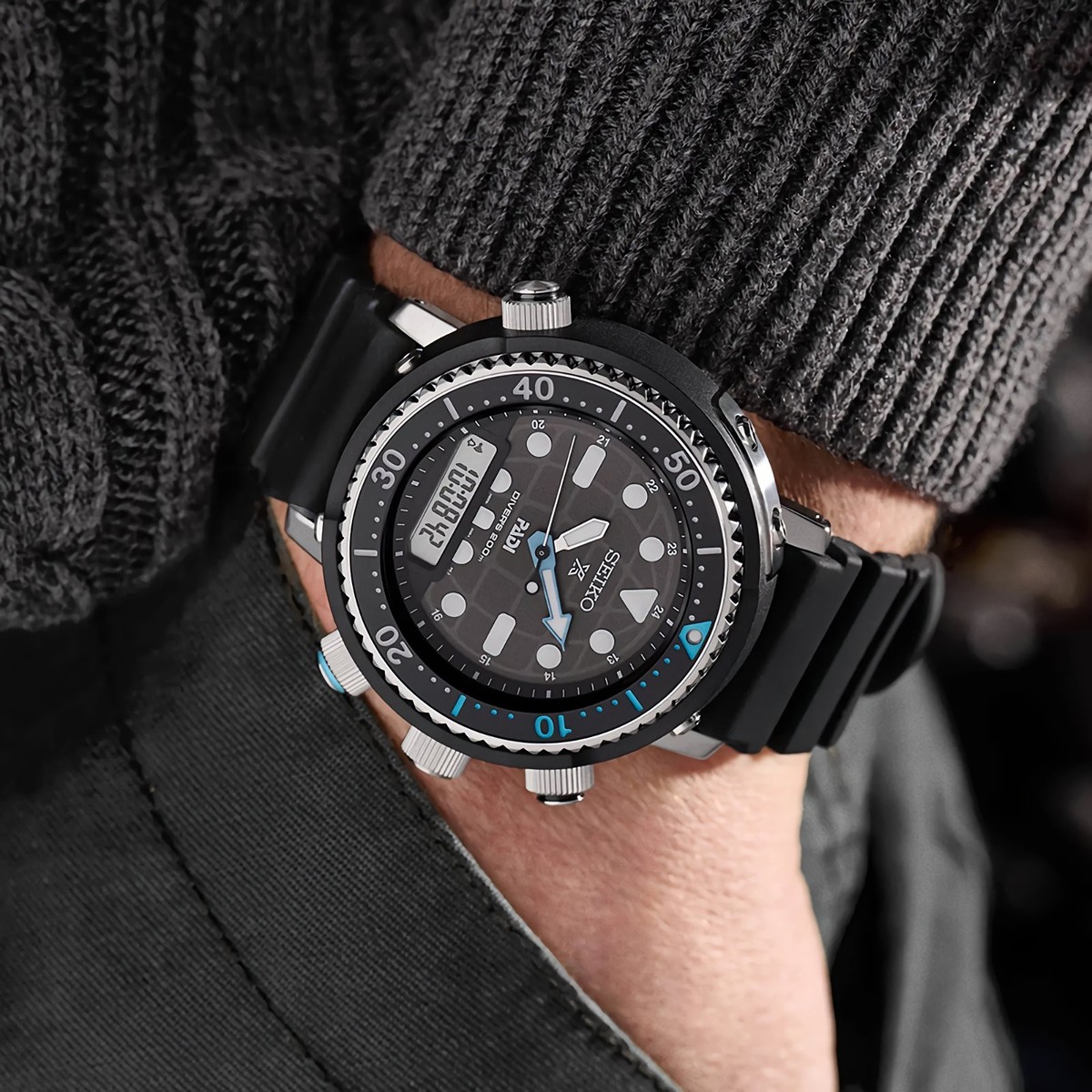 SEIKO Prospex SNJ035P1 Solar Arnie Hybrid PADI Special Edition Men