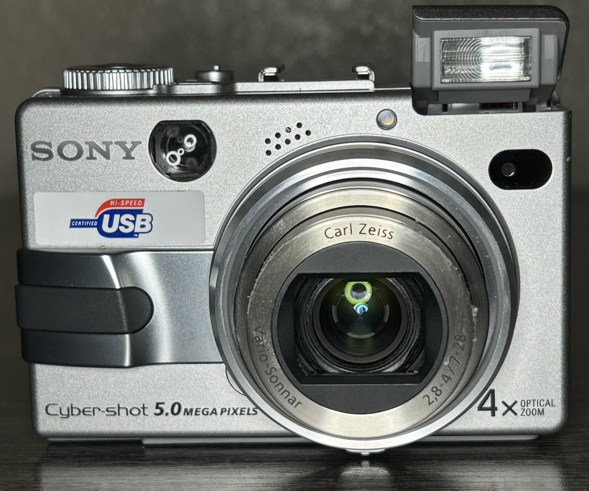 TESTED* Sony Cyber-shot DSC-V1 5.0MP Silver Digital Camera 4x
