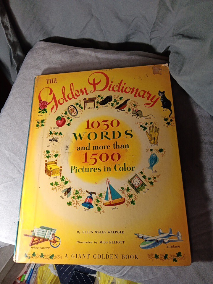 Vintage Golden Dictionary 1944 Giant Golden Book 1030 words more